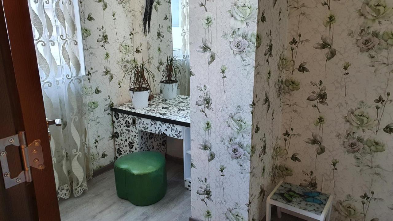 Apartment In Yalchin Star Residence Batoumi Extérieur photo