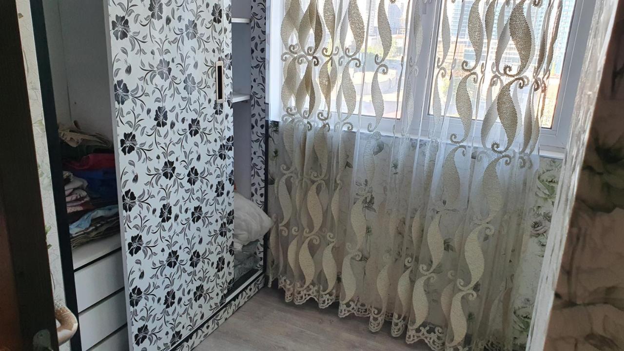 Apartment In Yalchin Star Residence Batoumi Extérieur photo